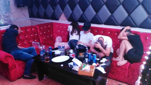 Dân chơi phê ma túy trong nhà hàng Sài Gòn - ảnh 1