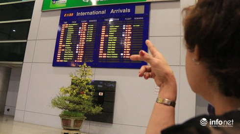 Kiều bào hối hả về quê ăn Tết - ảnh 4