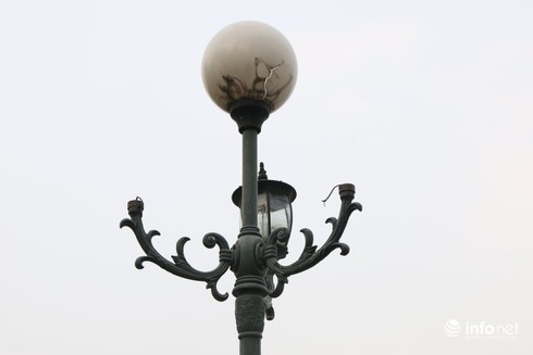 TP.HCM: Công viên bến Bạch Đằng xuống cấp trầm trọng - ảnh 10