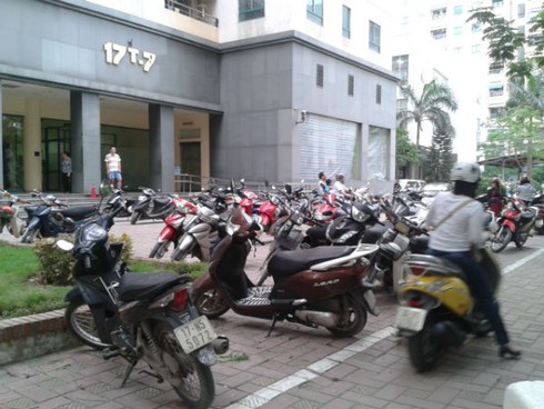 'Tầm gửi' bủa vây chung cư đông đúc bậc nhất Thủ đô - ảnh 10