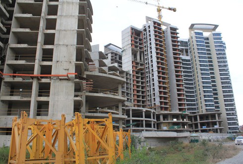 Dừng dự án nhà ở thương mại: Hà Nội muốn ép, DN đòi tự quyết - ảnh 1