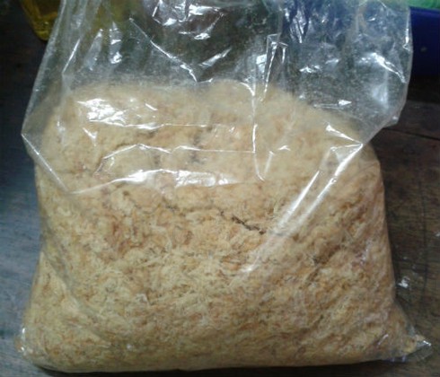 Sự thật giật mình về ruốc bông, giò chả siêu rẻ - ảnh 1