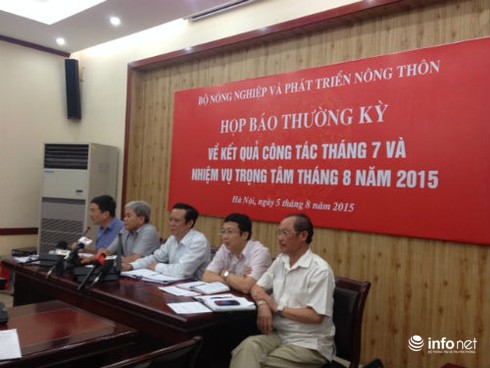 Nghi vấn đùi gà Mỹ giá rẻ là thịt đông lạnh hết hạn - ảnh 1