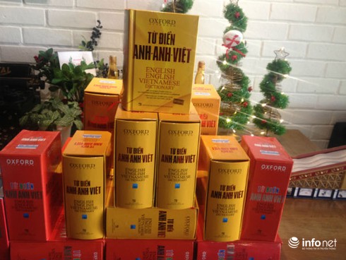 Khởi động xuất bản cuốn từ điển kết hợp hội họa có “một không hai” - ảnh 2