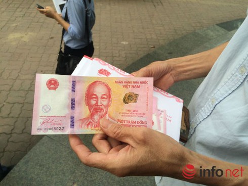 Kết thúc bán tiền lưu niệm