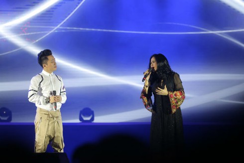 Đêm nhạc Thanh Tùng tại FLC Quy Nhơn: Khởi đầu sức sống mới - ảnh 3