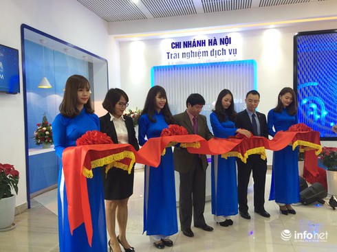 BIDV ra mắt khu trải nghiệm ngân hàng hiện đại E-Zone - ảnh 1