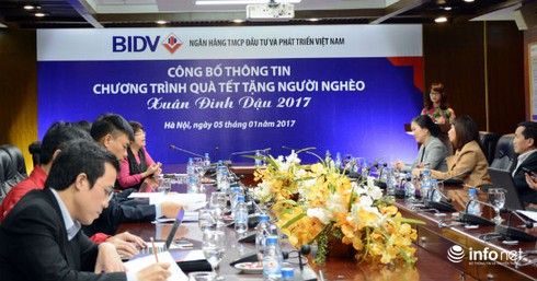 BIDV tặng 24.000 phần quà cho đồng bào nghèo trong dịp Tết - ảnh 1