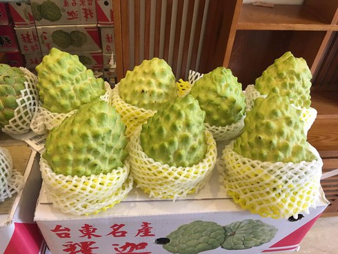 Hoa quả ngoại giá đắt gấp trăm lần, nhà giàu Việt chẳng ngại ngần móc ví - ảnh 5