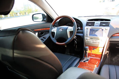 Nguy cơ cháy xe Toyota: Nước ngoài triệu hồi, trong nước im lặng - ảnh 1