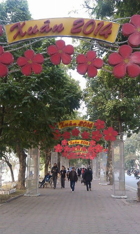 “Trái tim” Hà Nội rộn ràng nhịp Tết - ảnh 3