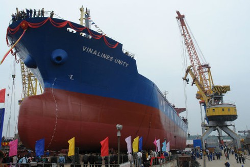 Đẩy mạnh thoái vốn và cổ phần hóa Vinalines - ảnh 1