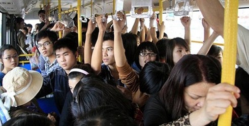 Hà Nội muốn hoãn thí điểm xe buýt dành riêng cho phụ nữ - ảnh 1