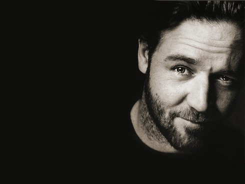 'Võ sĩ giác đấu' Russell Crowe sắp tới Việt Nam? - ảnh 1