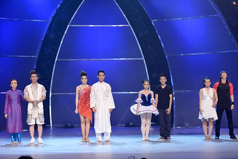 Ngô Thanh Vân khoe chân thon trên sàn khiêu vũ - ảnh 20