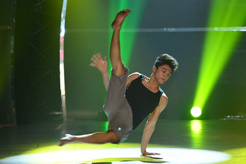 Ngô Thanh Vân khoe chân thon trên sàn khiêu vũ - ảnh 27