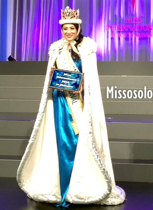 Nhật Bản đăng quang Hoa hậu Quốc tế thiếu thuyết phục