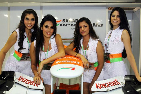 Người đẹp Ấn Độ rạng rỡ trong ngày Sebastian Vettel lập kỷ lục