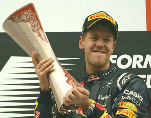 Người đẹp Ấn Độ rạng rỡ trong ngày Sebastian Vettel lập kỷ lục