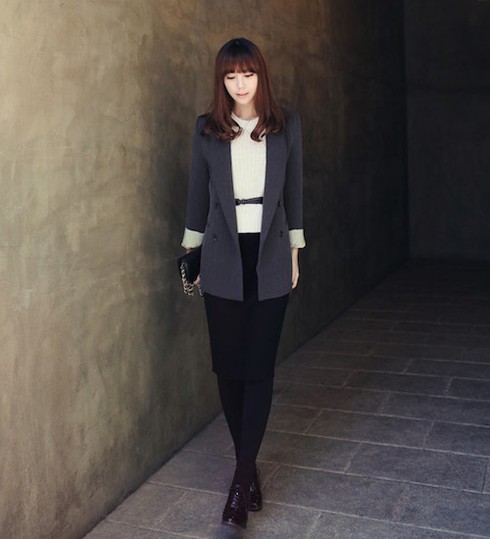 Diện áo len mỏng trẻ trung, phong cách 11