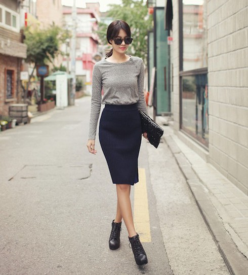 Diện áo len mỏng trẻ trung, phong cách 17