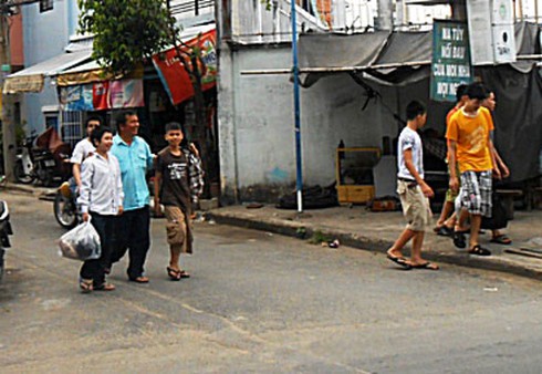 Giải cứu 18 lao động “nhí” bị bóc lột ở cơ sở may tư nhân 1