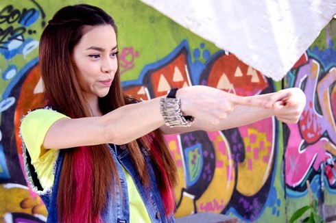 Hà Hồ cuốn hút với phong cách đường phố - ảnh 2