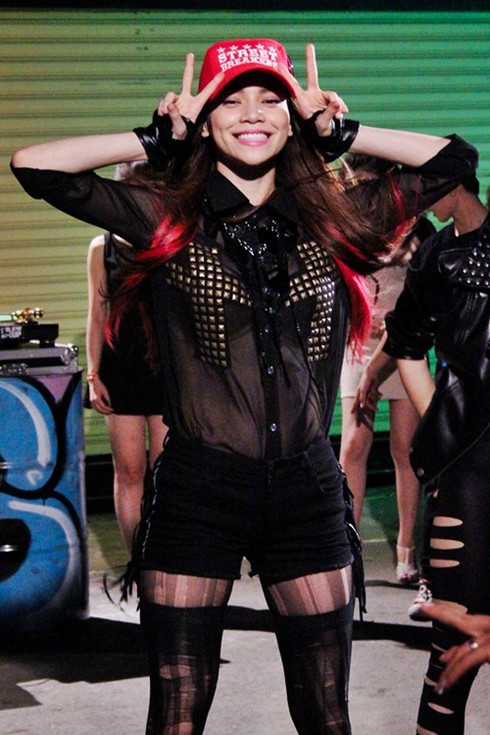 Hà Hồ cuốn hút với phong cách đường phố - ảnh 19