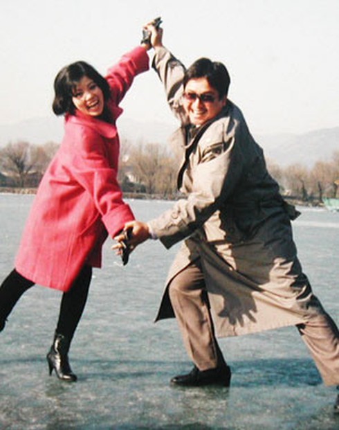 Sau bảy năm yêu nhau, năm 1986, chúng tôi làm đám cưới.