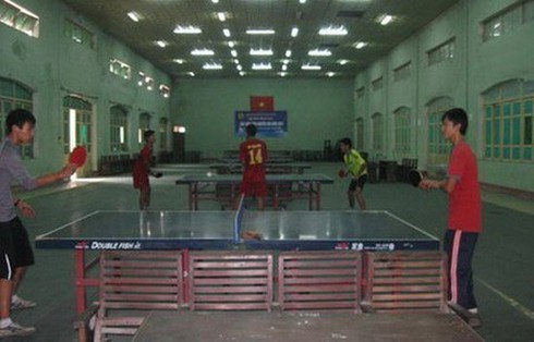 Con hư hỏng vì cha mẹ quá giàu - ảnh 2