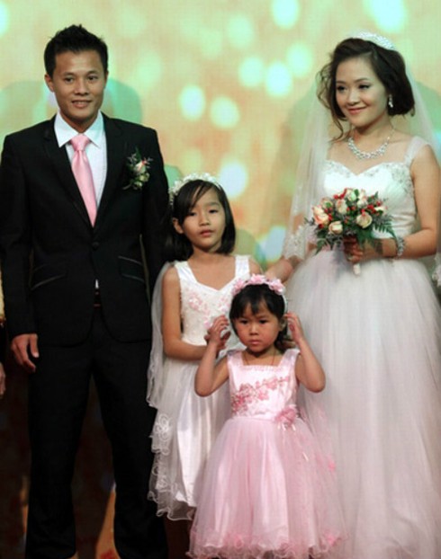 Những bóng hồng 'trói chân' cầu thủ Việt - ảnh 2