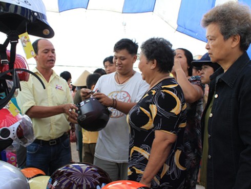Hàng Việt đồng hành cùng tiểu thương - ảnh 2