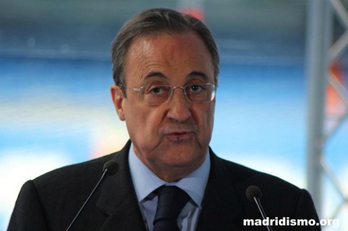 Real Madrid rối loạn từ trong ra ngoài - ảnh 1