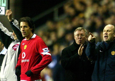 Rooney - 'sao bự' tiếp theo rời MU vì Sir Alex? - ảnh 5