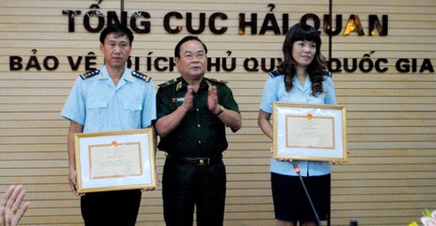 Hải quan, Biên phòng phải đồng lòng - ảnh 1