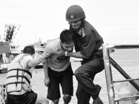 Những người lính nơi đầu sóng - ảnh 1