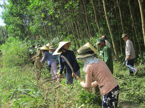 Những con đường từ sức dân - ảnh 1