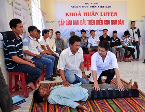 Nâng cấp y tế để phục vụ người dân ven biển - ảnh 1