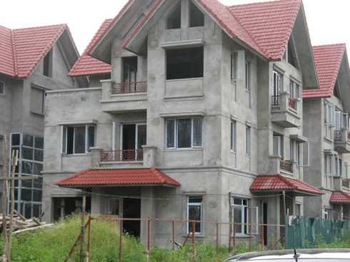 Khu đô thị bỏ hoang vì khách hàng không nhận nhà - ảnh 8