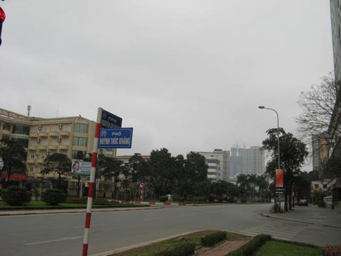 Hà Nội lạ lẫm và tĩnh lặng - ảnh 13