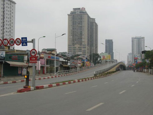 Hà Nội lạ lẫm và tĩnh lặng - ảnh 7