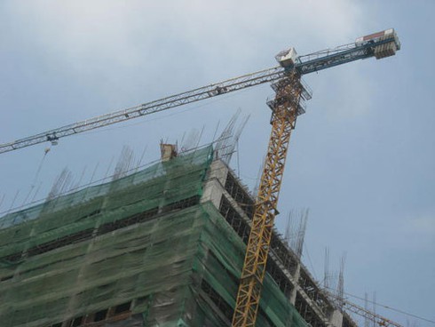 Treo “thần chết” lơ lửng trên đầu người đi đường - ảnh 3