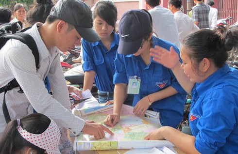 Tiếp sức mùa thi 2013: Xe ôm, tìm kiếm nhà trọ miễn phí - ảnh 1