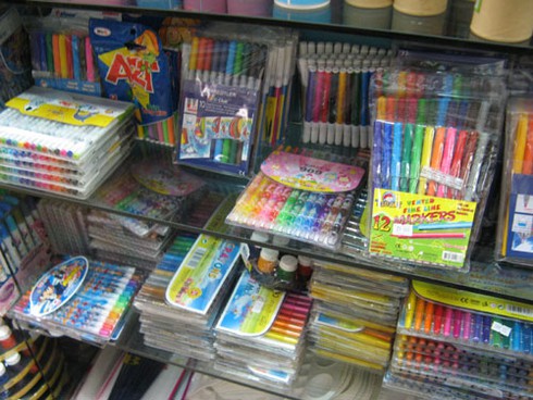 Đồ dùng, đĩa phụ trợ học tập: Giá