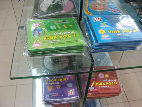 Đồ dùng, đĩa phụ trợ học tập: Giá