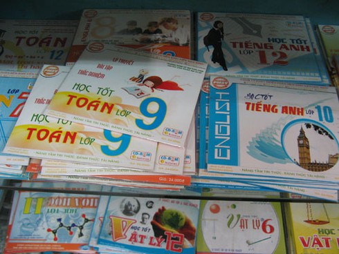 Đồ dùng, đĩa phụ trợ học tập: Giá