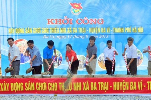 Thủ khoa Hà Nội vào vai nông dân