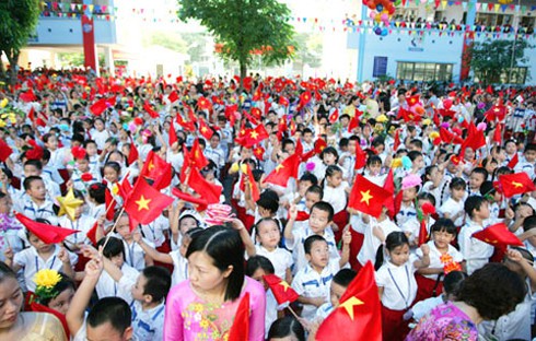 Trời mưa, nhiều trường hoãn lễ khai giảng - ảnh 2