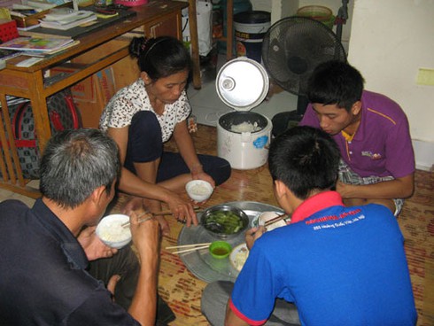 Thủ khoa Đại học Y học và ngủ trên gác xép nhỏ - ảnh 1
