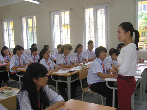 Học phí khủng, trường chất lượng cao hứa hẹn gì? - ảnh 1